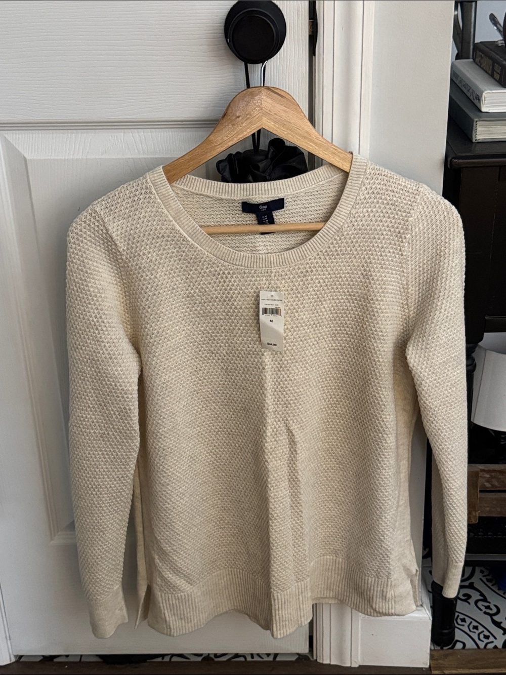 Women’s gap factory sweater size medium